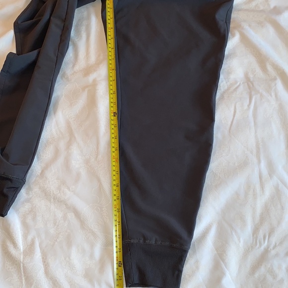 NWT Abercrombie & Fitch gray high rise wind pant joggers - Picture 7 of 15